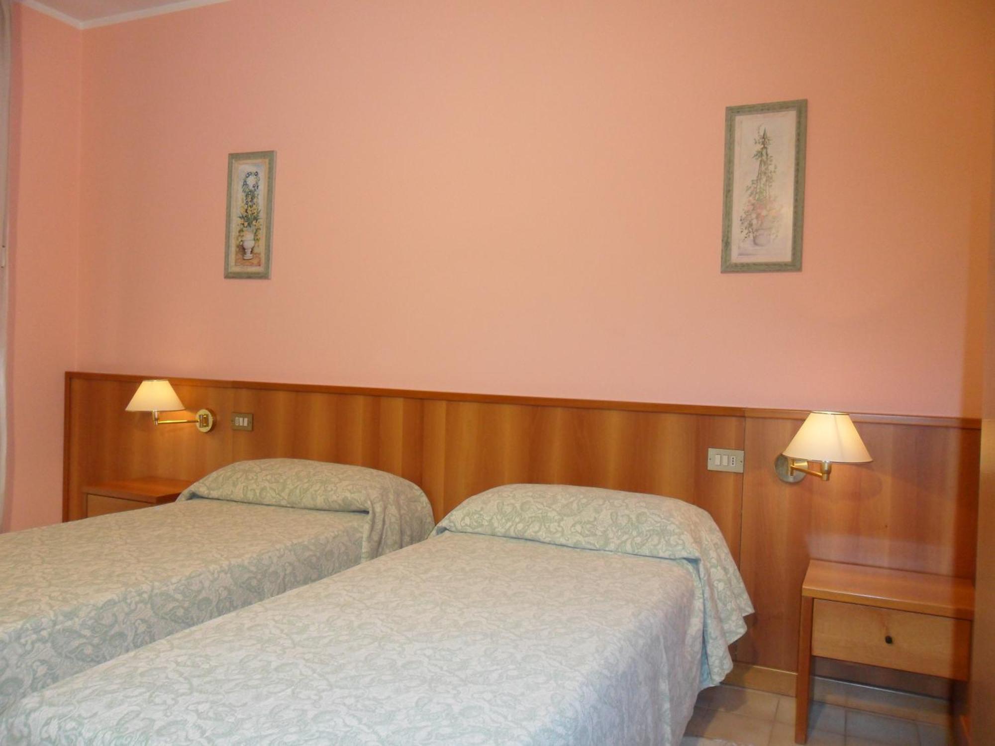Hotel Ristorante Al Bassanello Bassano del Grappa Dış mekan fotoğraf