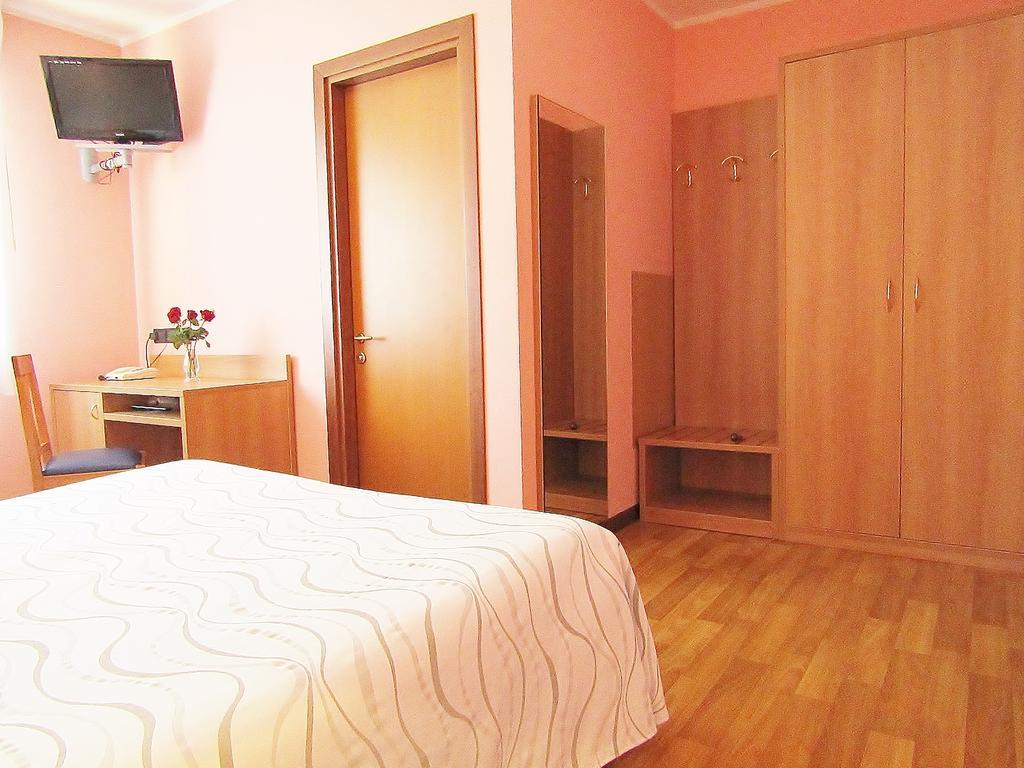 Hotel Ristorante Al Bassanello Bassano del Grappa Dış mekan fotoğraf