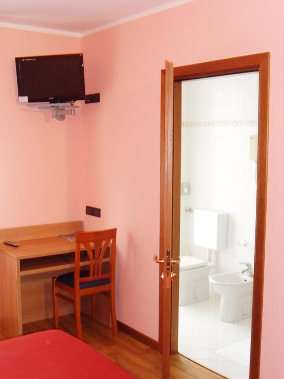 Hotel Ristorante Al Bassanello Bassano del Grappa Oda fotoğraf